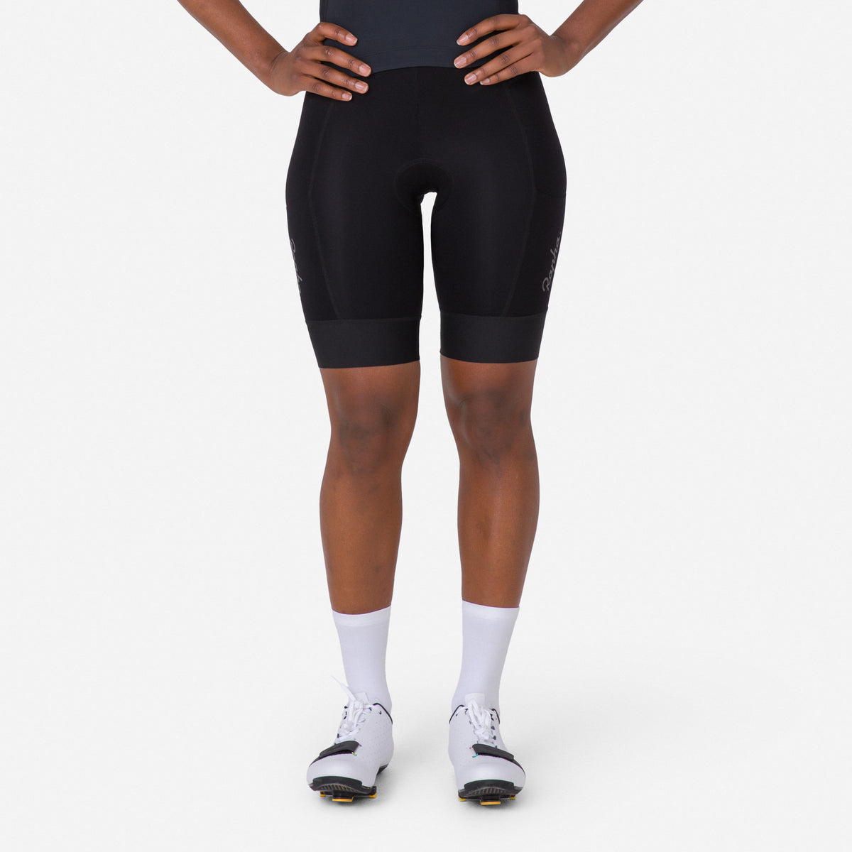 Women's Regular Cargo Shorts - Black/Black