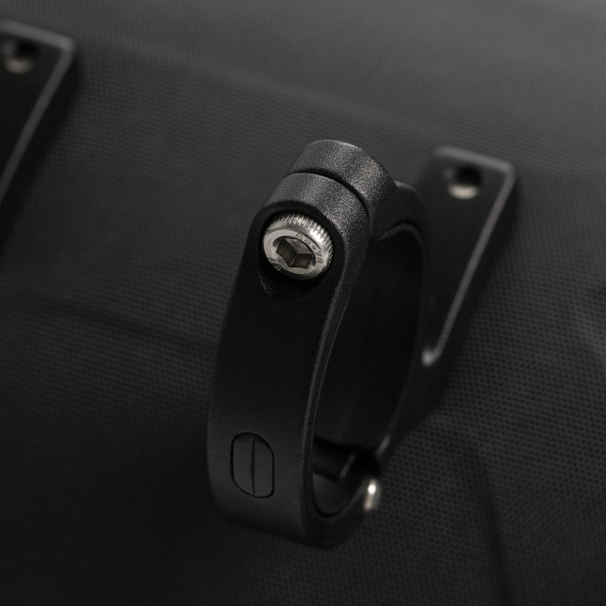 Explore Handlebar Pack Bolts - Small - Multicolour