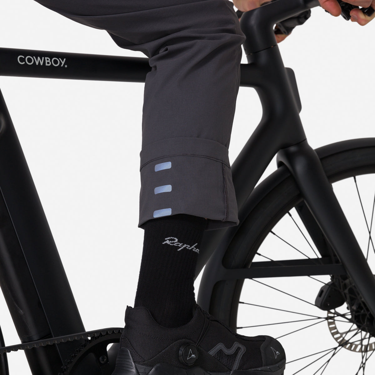 Men's Tech Chino Pant - Asphalt / Castlerock