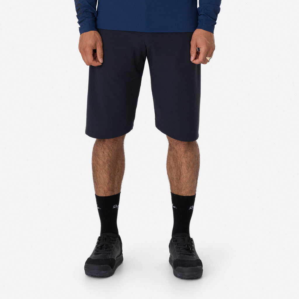 Men's Trail Finale Shorts - Black/White