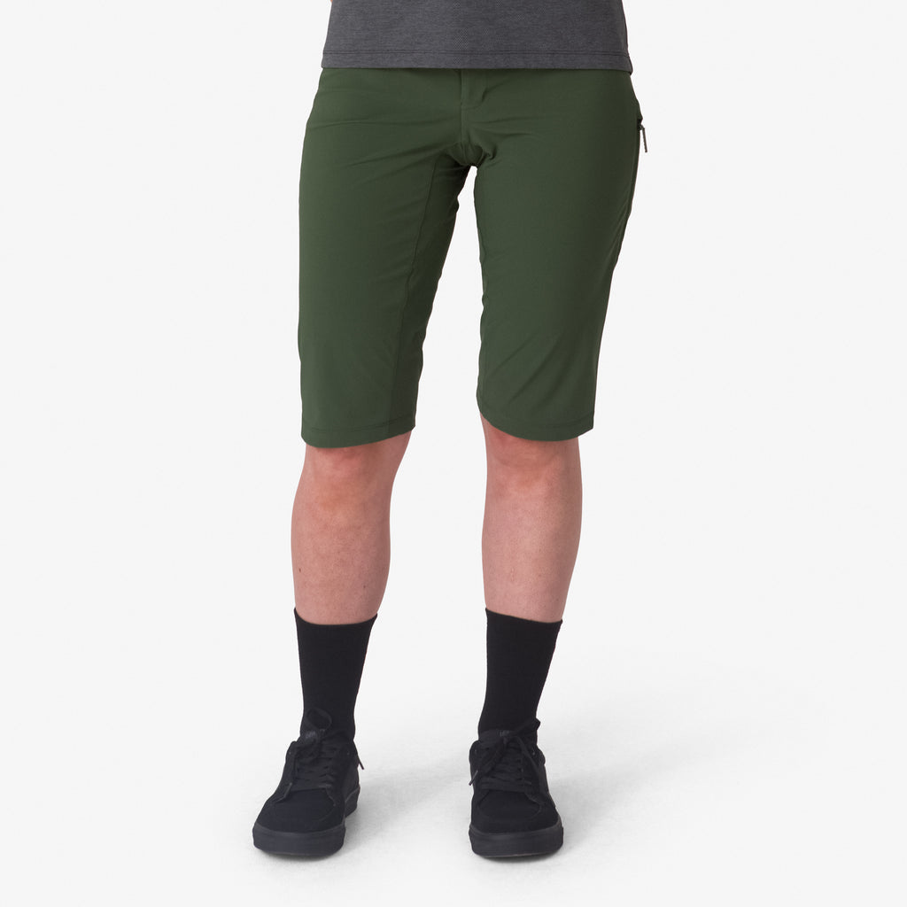 Women's Trail Fast & Light Shorts - Deep Olive Green/Olive Green